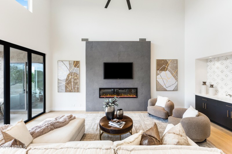 27589 N 61st Pl---17