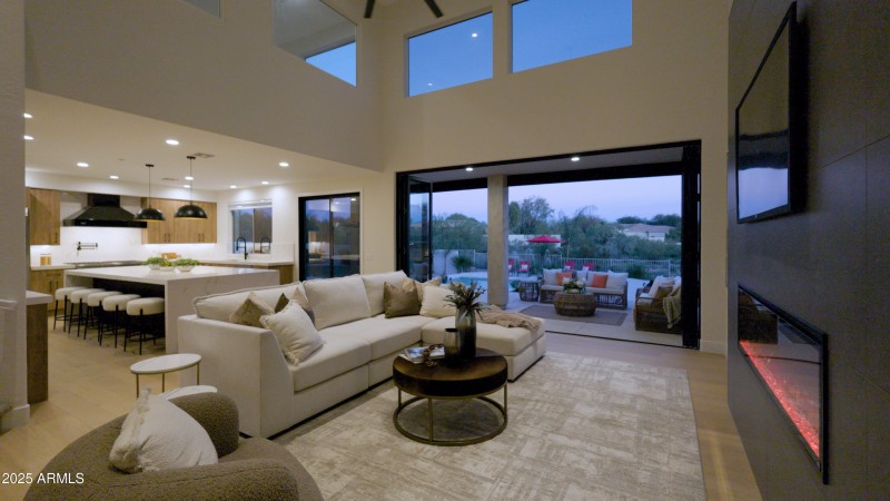 27589 N 61st Pl Interior Twilight-2