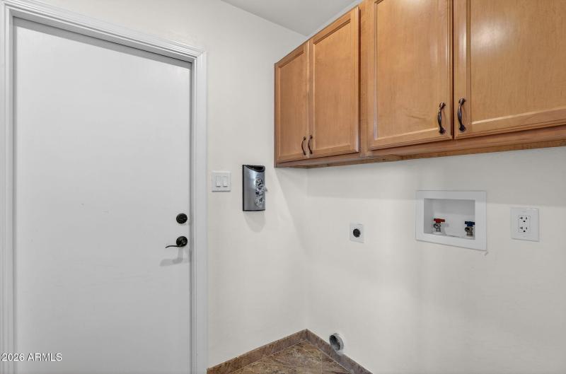 26-web-or-mls-25E Flossmoor Ave