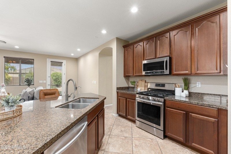 3693 E Sparrow Pl - 12