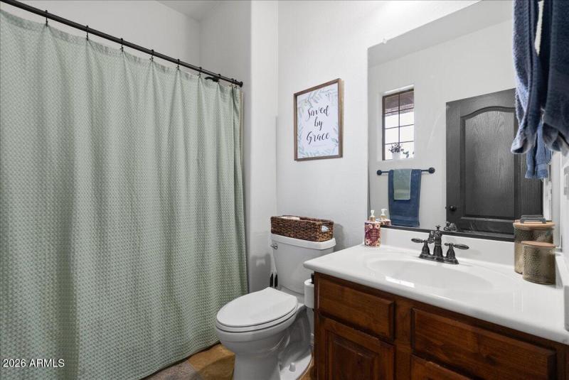 Downstairs full bath