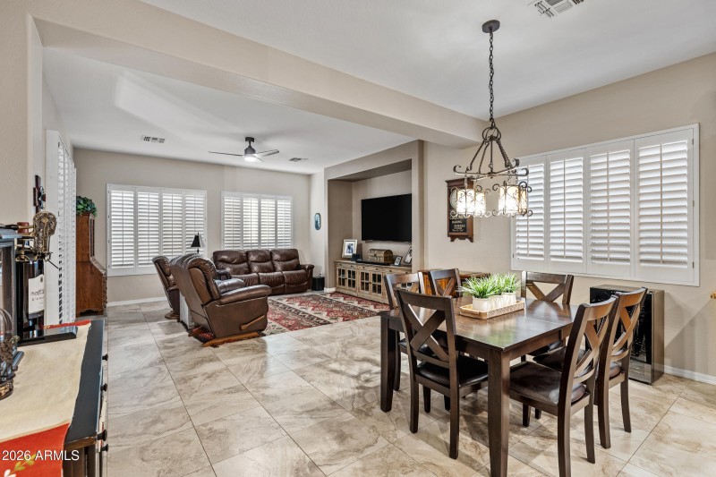 Breakfast Nook/Family Room