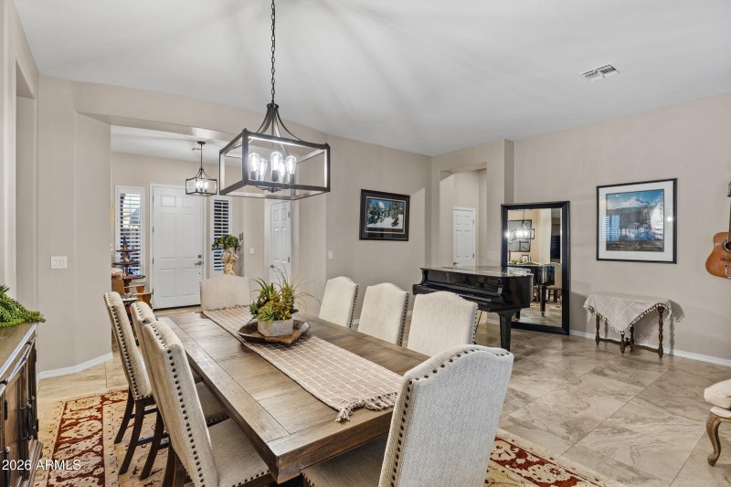 Formal Dining/Living