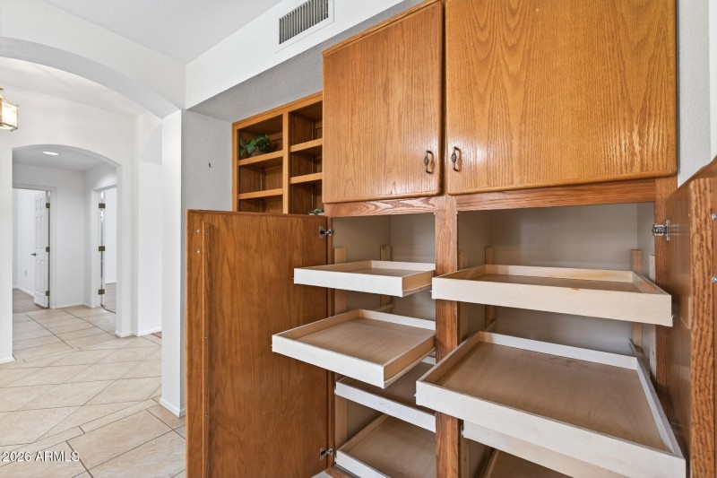 22_13540_W_Pavillion_Dr21_mls