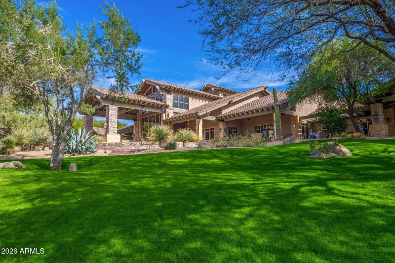 Las Sendas Community