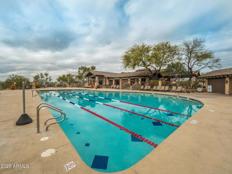 Las Sendas Community