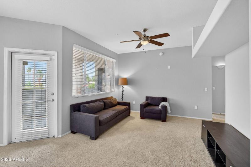 6-web-or-mls-17N 7th St 332