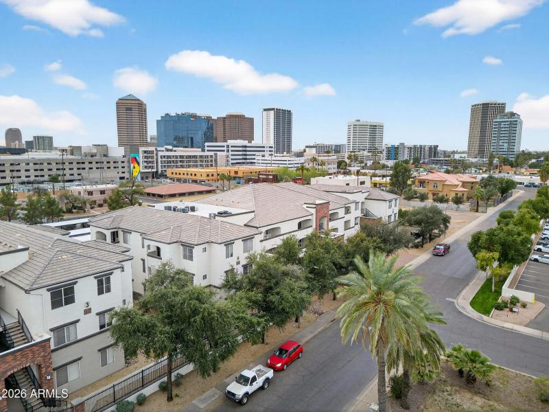 50-web-or-mls-07N 7th St 332