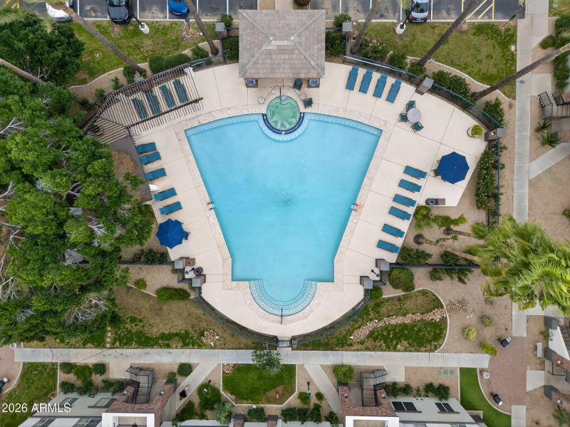 54-web-or-mls-14N 7th St 332