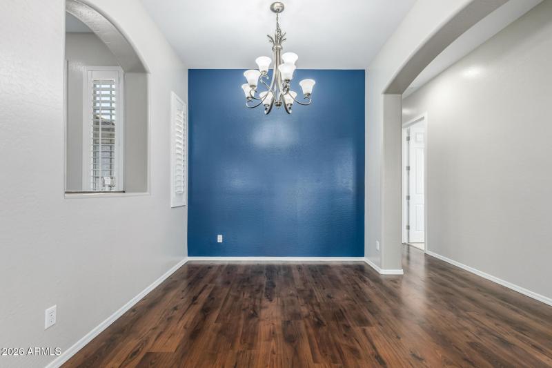 Formal Dining Room Poinsettia