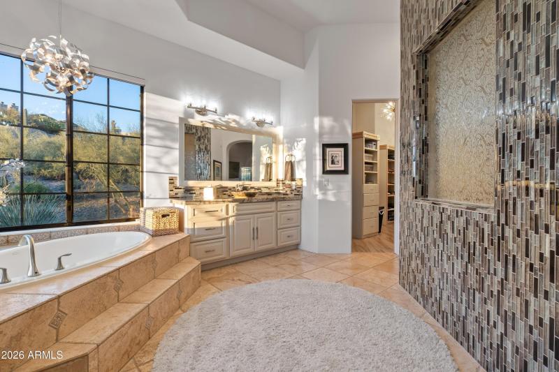 013_Primary Bath Luxury