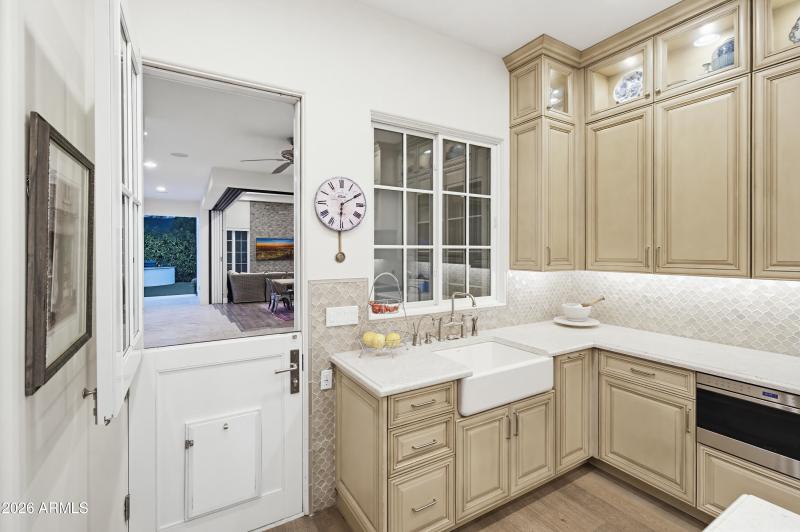 Kitchen Sink & Dutch Door