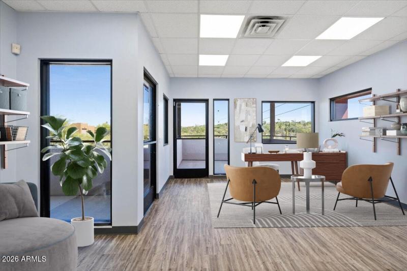 UPPER_OFFICE_W_VIEWSAfter