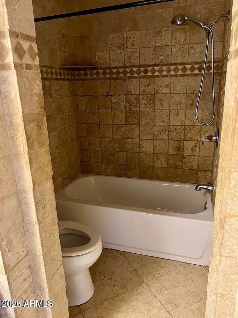 7f76df0538ce227518a090ad4fda748a-uncropp