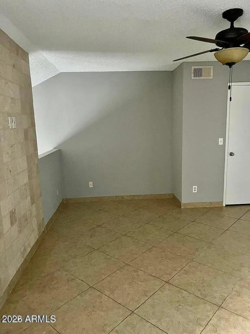 35f4db1071723d3215531c4c2b3de89e-uncropp