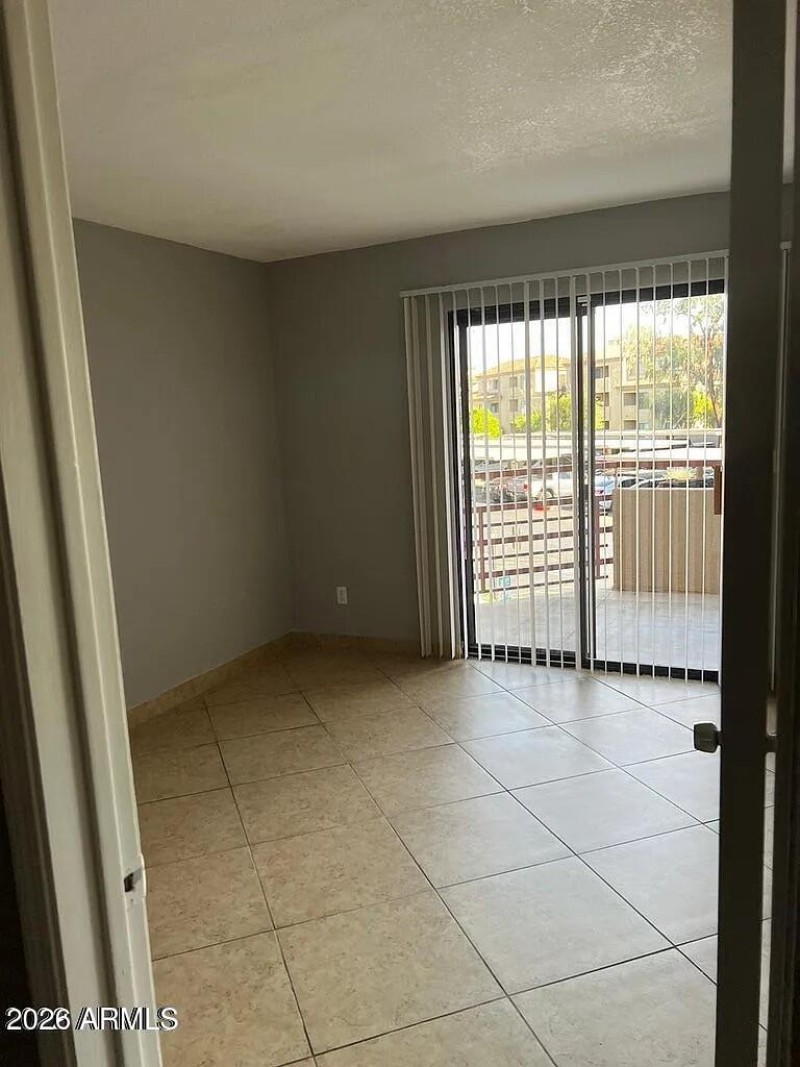 d368ce84dd817b9294ba316e76d9d998-uncropp