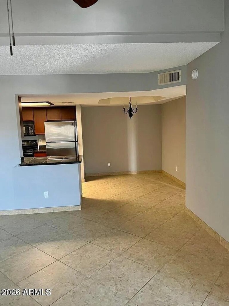 dc721dd3952637b114ac689c5295ba7e-uncropp