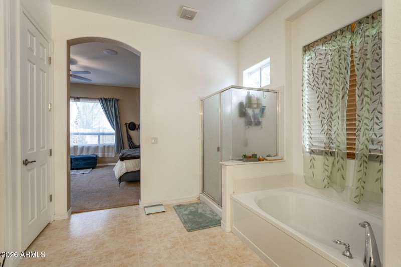 18-web-or-mls-7750-e-welsh-mountain-dr