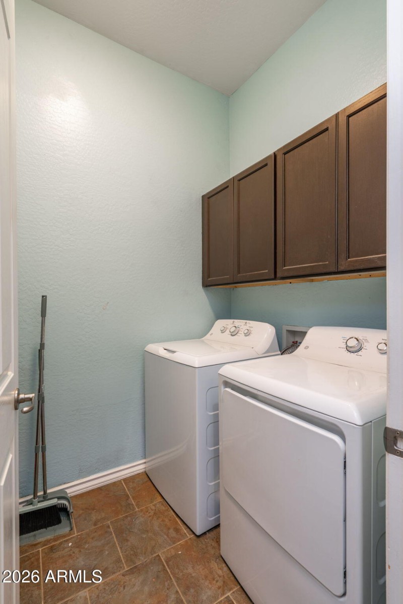 19-web-or-mls-7750-e-welsh-mountain-dr