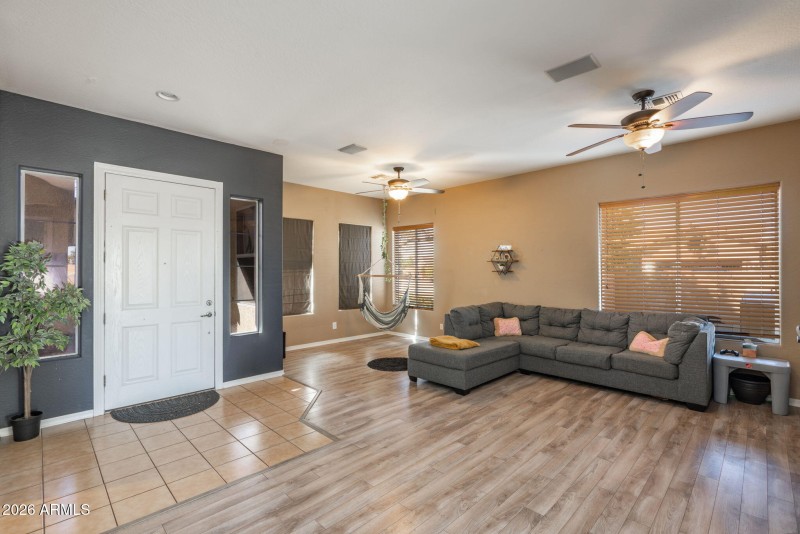 23-web-or-mls-7750-e-welsh-mountain-dr