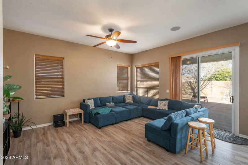 26-web-or-mls-7750-e-welsh-mountain-dr