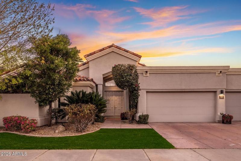 8407 E Del Camino Dr