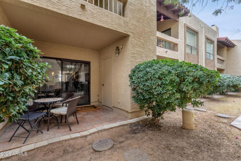 28-web-or-mls-8651-e-royal-palm-rd-127