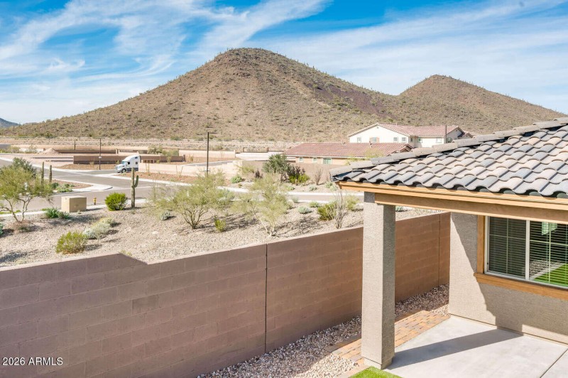 12251_w_caraveo_pl_high_res_40