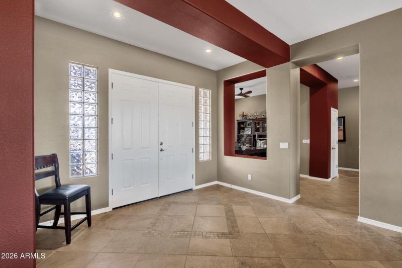 6-web-or-mls-4436-e-strawberry-dr