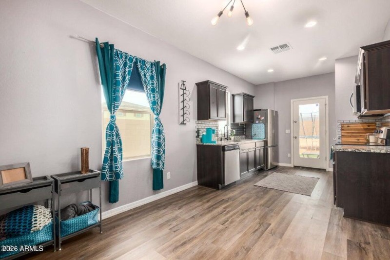 20210918152820211599000000-o