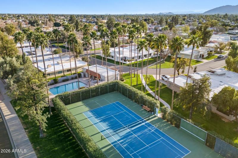 035_8935_n_82nd-35_183