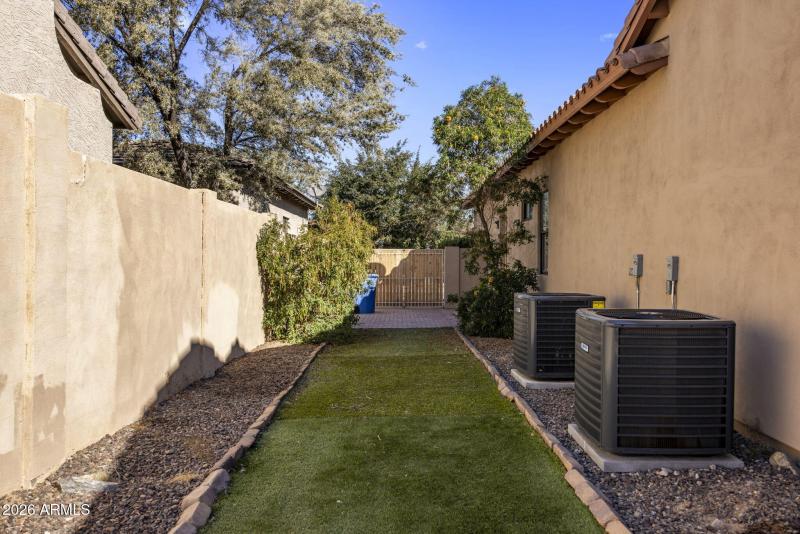 8-web-or-mls-D46A9635