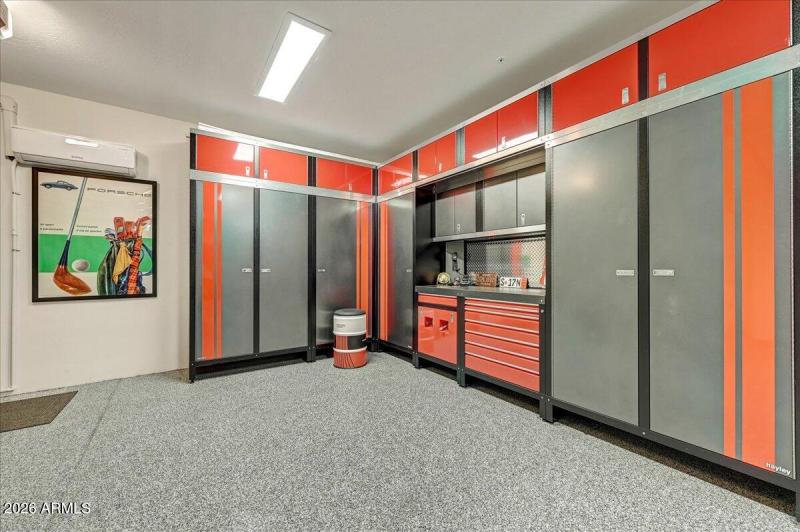 High End Garage Workshop