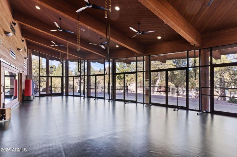 20250115173635052999000000-o