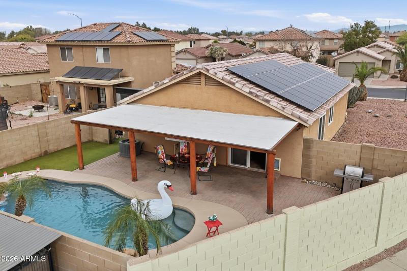 Large easy care yard