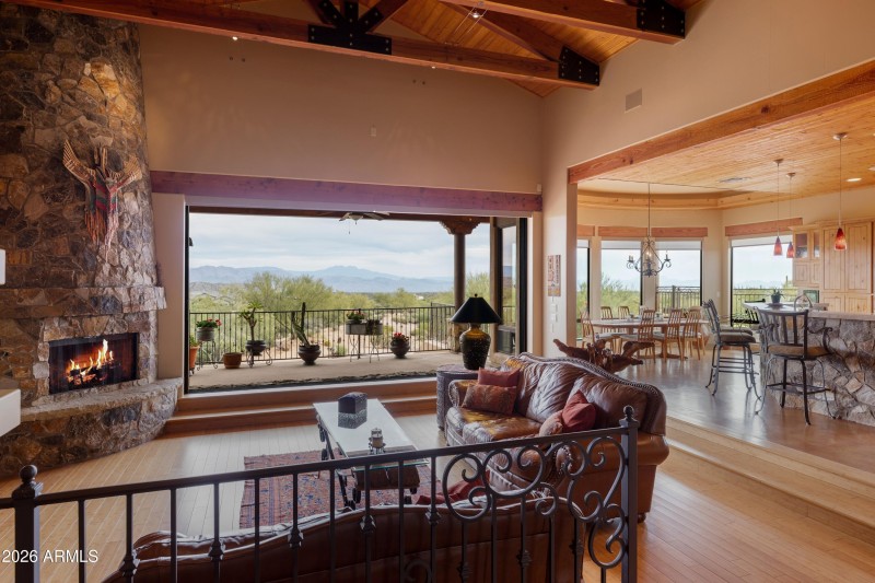 Stunning Four Peak Views