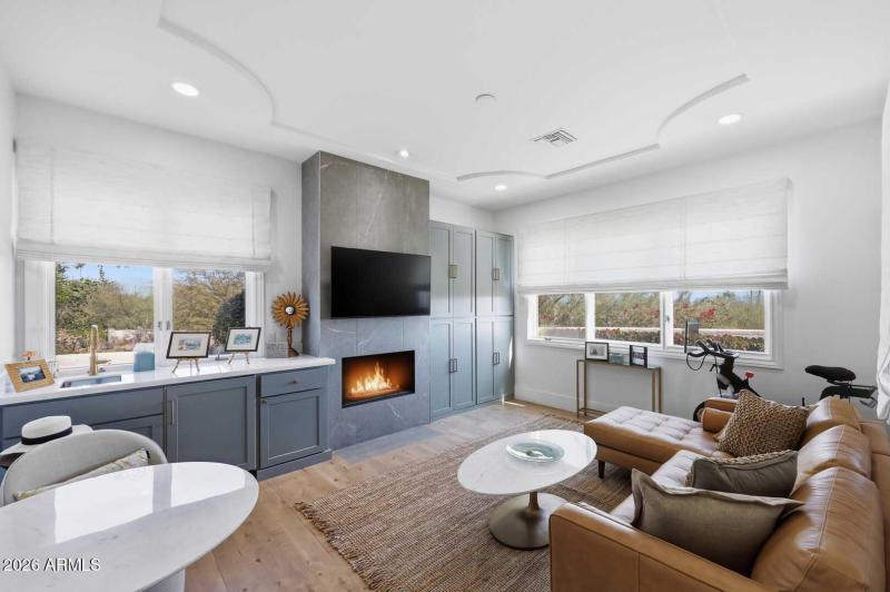 Primary Bedroom-Sitting Room