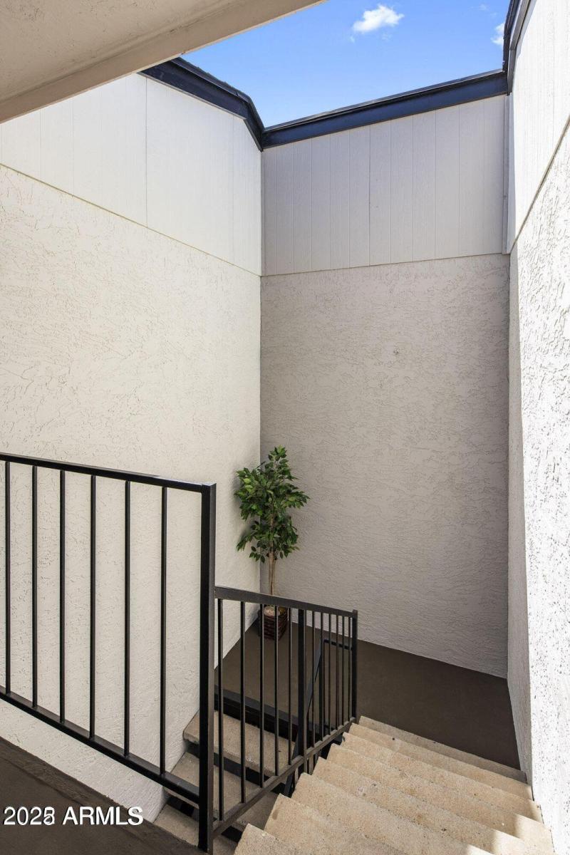 20220410170110569058000000-o