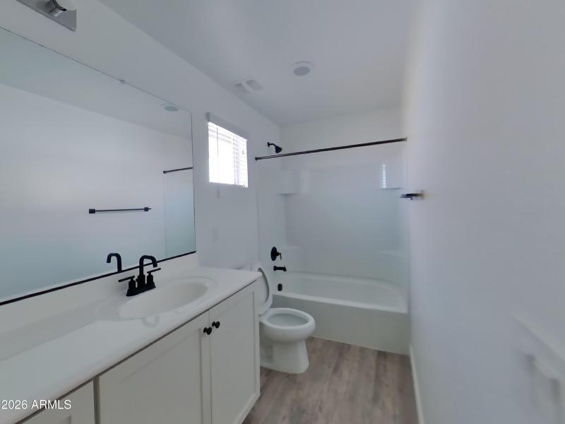 17_pc_ZNHMsxDXx5_d8qc3eeS3o_layout_0