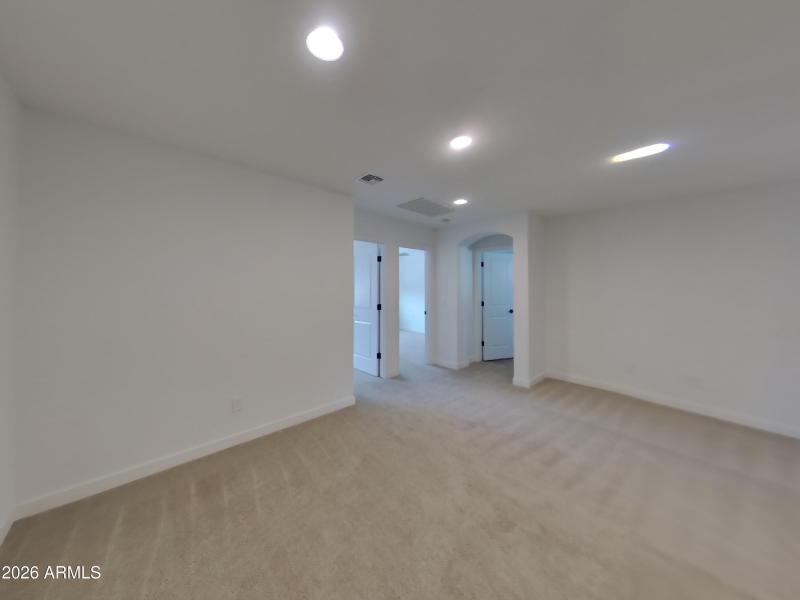 19_pc_CBjauXPFek_I5uECeTzg1_layout_1