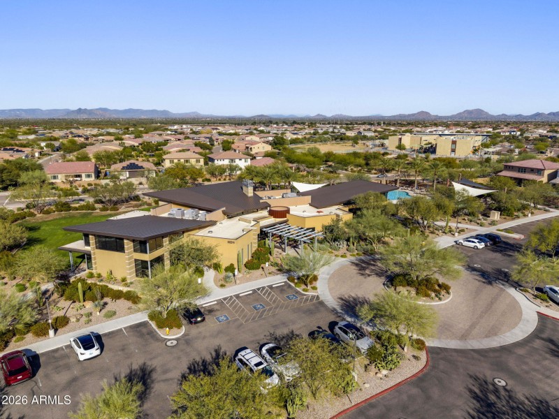 Sky Crossing Amenities