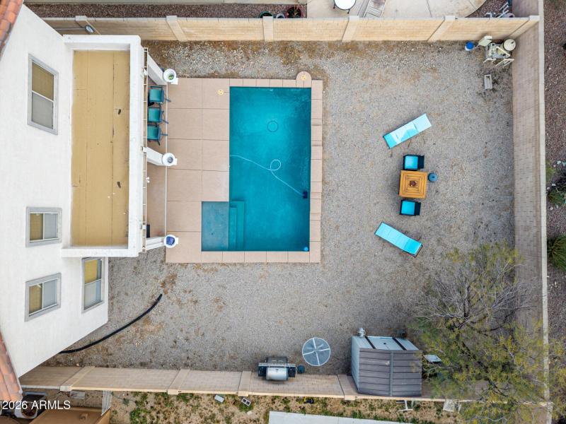 51 - Cottontail Aerials