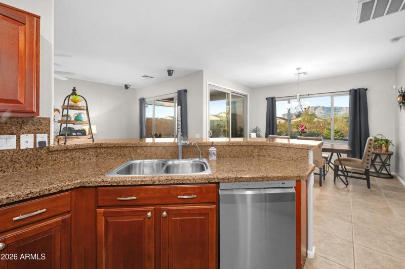 25-10056-E-Prospector-25