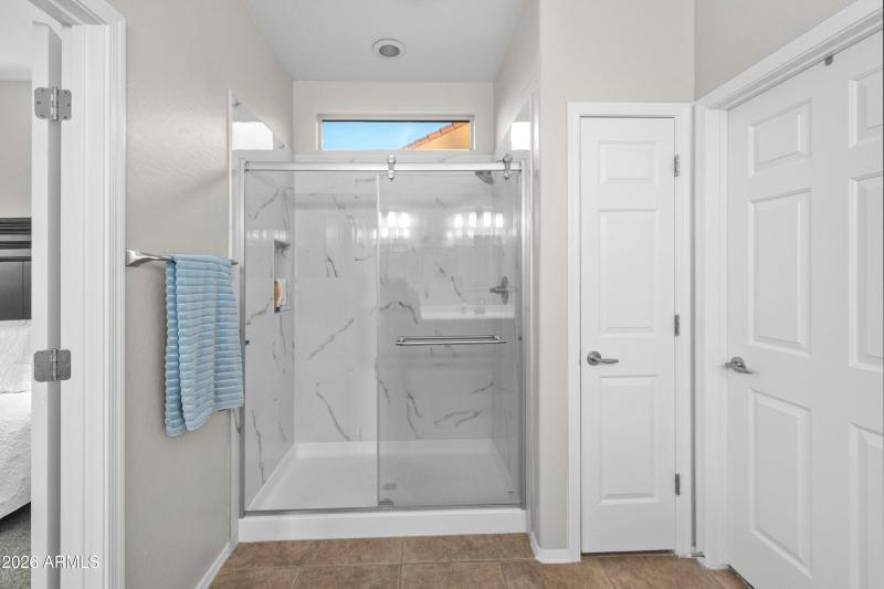 35-10056-E-Prospector-35