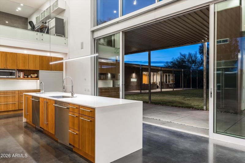 032-10010 E Jenan Dr (32 of 116)