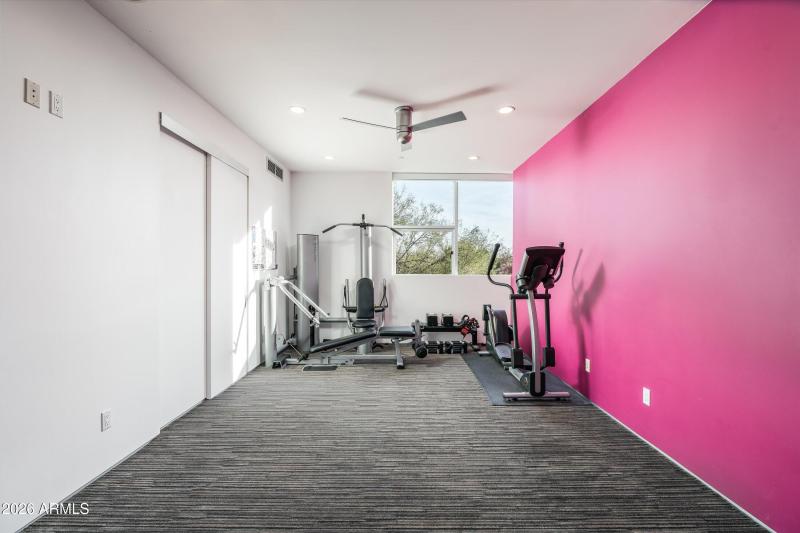 054-10010 E Jenan Dr (56 of 116)