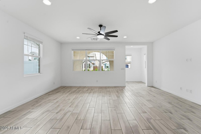 8336 E Peterson Ave-17