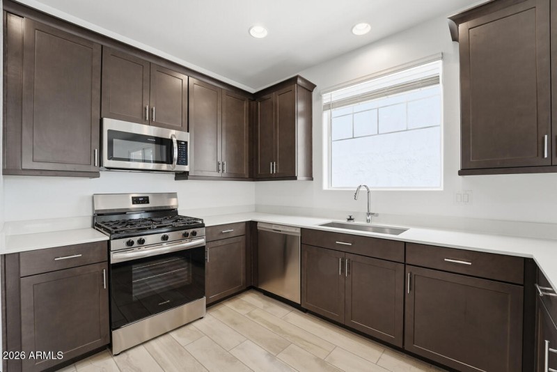 8336 E Peterson Ave-25