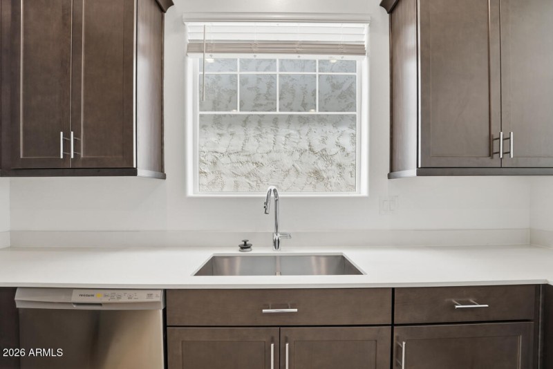 8336 E Peterson Ave-28