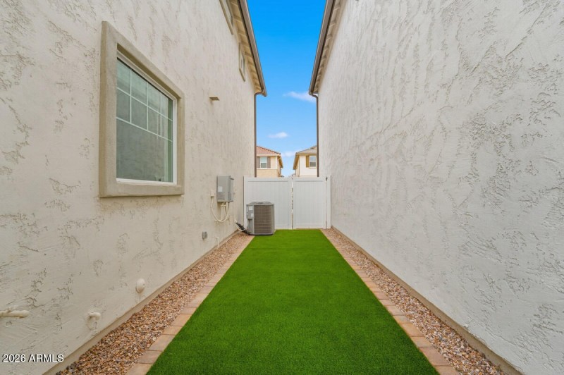 8336 E Peterson Ave-60